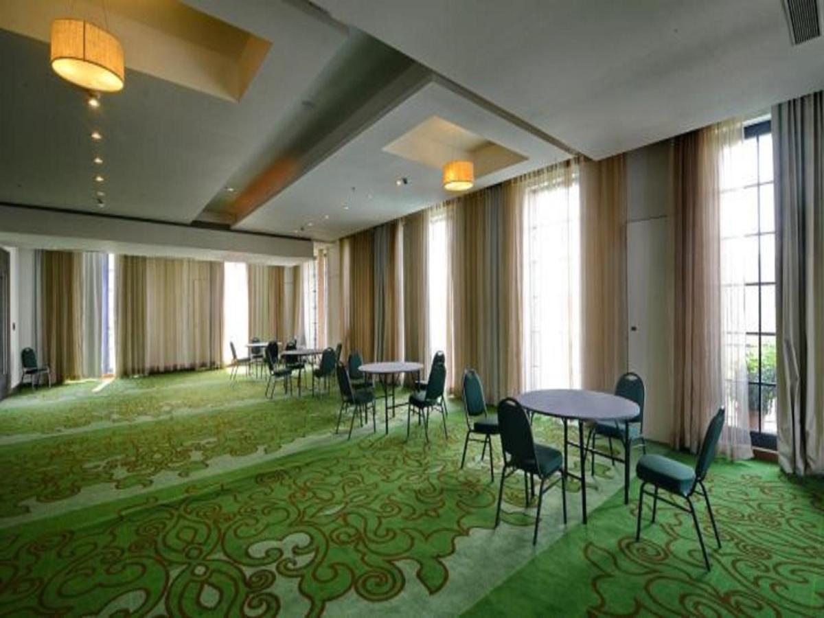 Oxford Golf Resort Pirangut Exterior foto