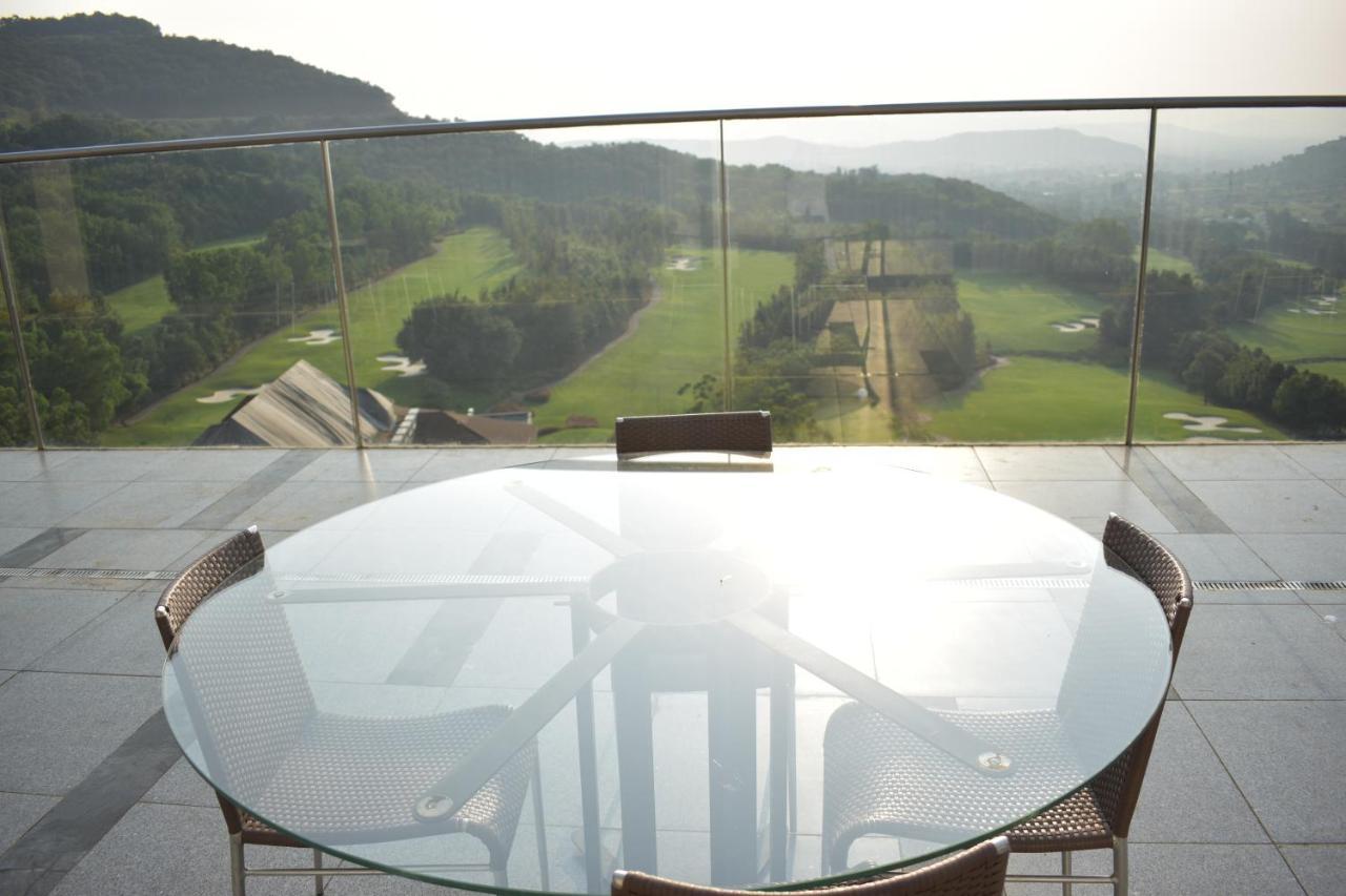 Oxford Golf Resort Pirangut Exterior foto