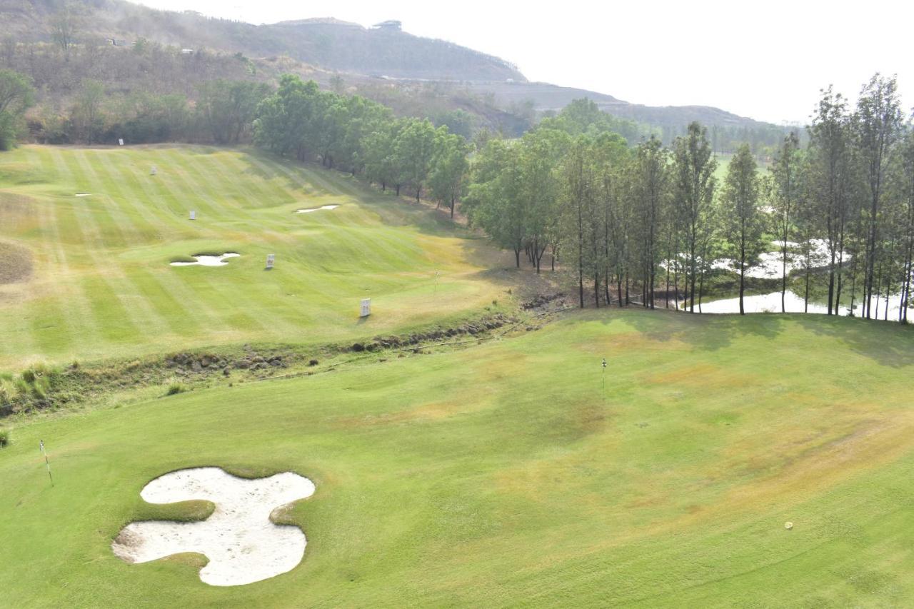 Oxford Golf Resort Pirangut Exterior foto